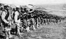 Siege_of_Tsingtao,_soldiers_of_IJA_18th_division_Kopie